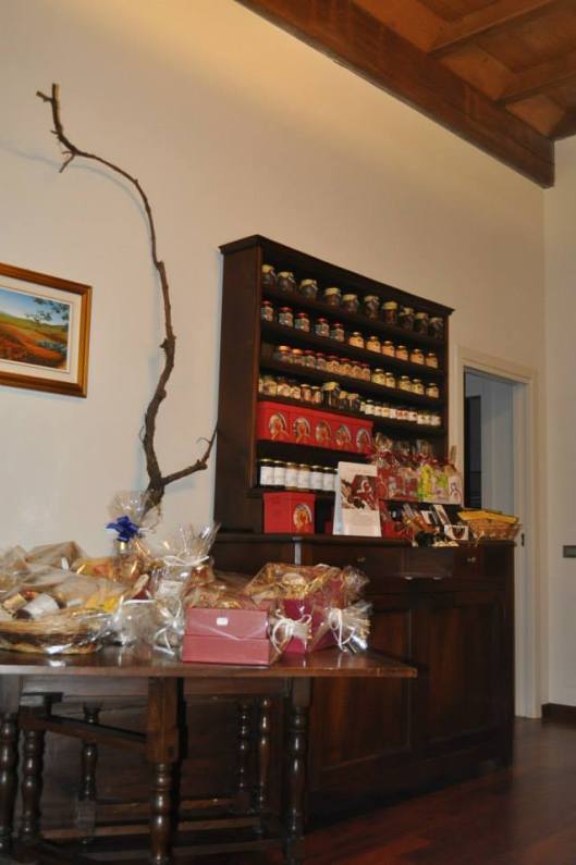 564523_644427185588340_1163118086_n